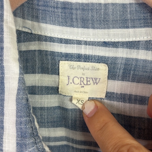 J. Crew the Perfect Shirt Blue White Striped Button Down Shirt 100% Cotton Sz XS - Picture 2 of 12